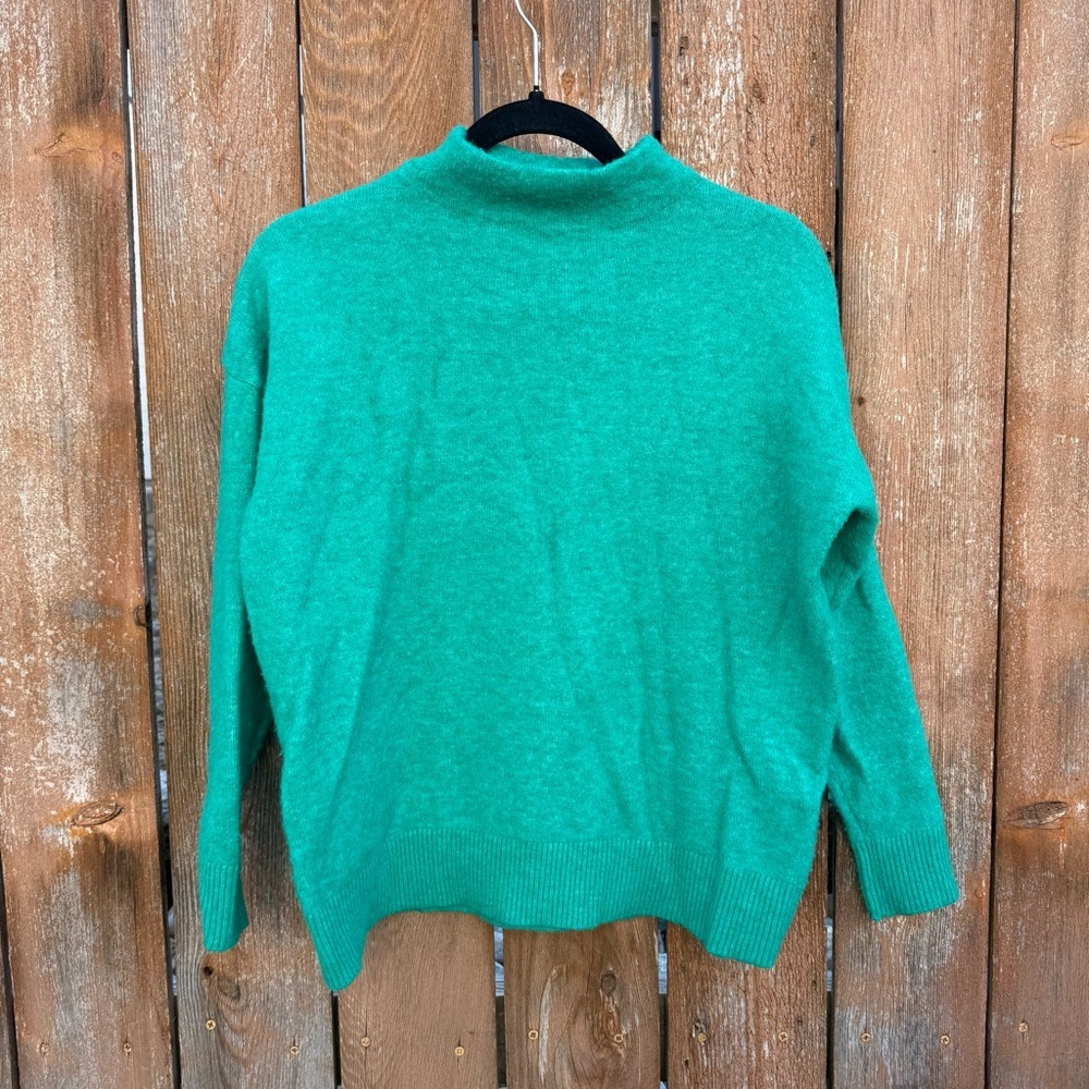 Ann Taylor Women's Green Teal Soft Fuzzy Turtleneck Sweater Size Small
